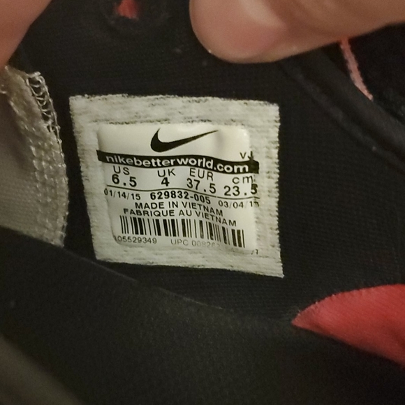 Nike Shoes (Free TR Fit 4) - Picture 4 of 6